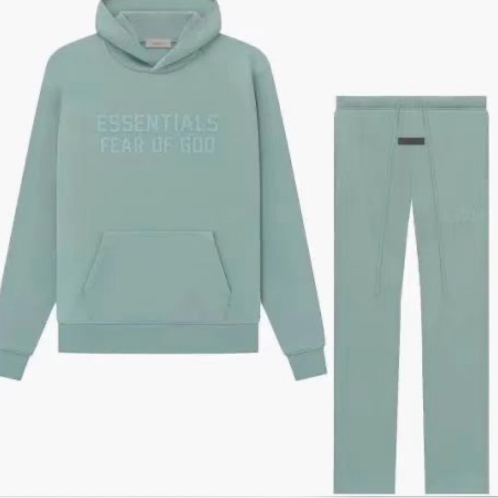 ESSENTIALS Fear of God Hoodie & Sweatpants Set - Syncamor